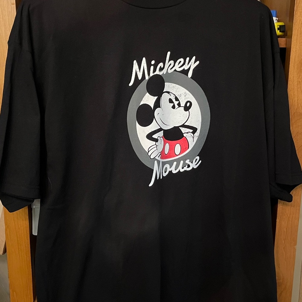 Men’s Mickey Mouse shirt 3XL
